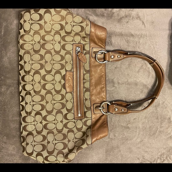 Coach Handbags - Coach Signature Jacquard Large C bag